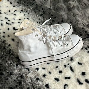 Women’s platform converse size 9